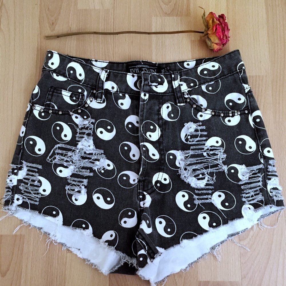 ⚡️Size xs. From Nastygal.com, worn only once.🐉